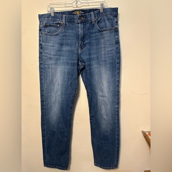 Lucky Brand Men’s 221 Orginial‎ Straight Jeans Size 36x32 - Picture 1 of 5